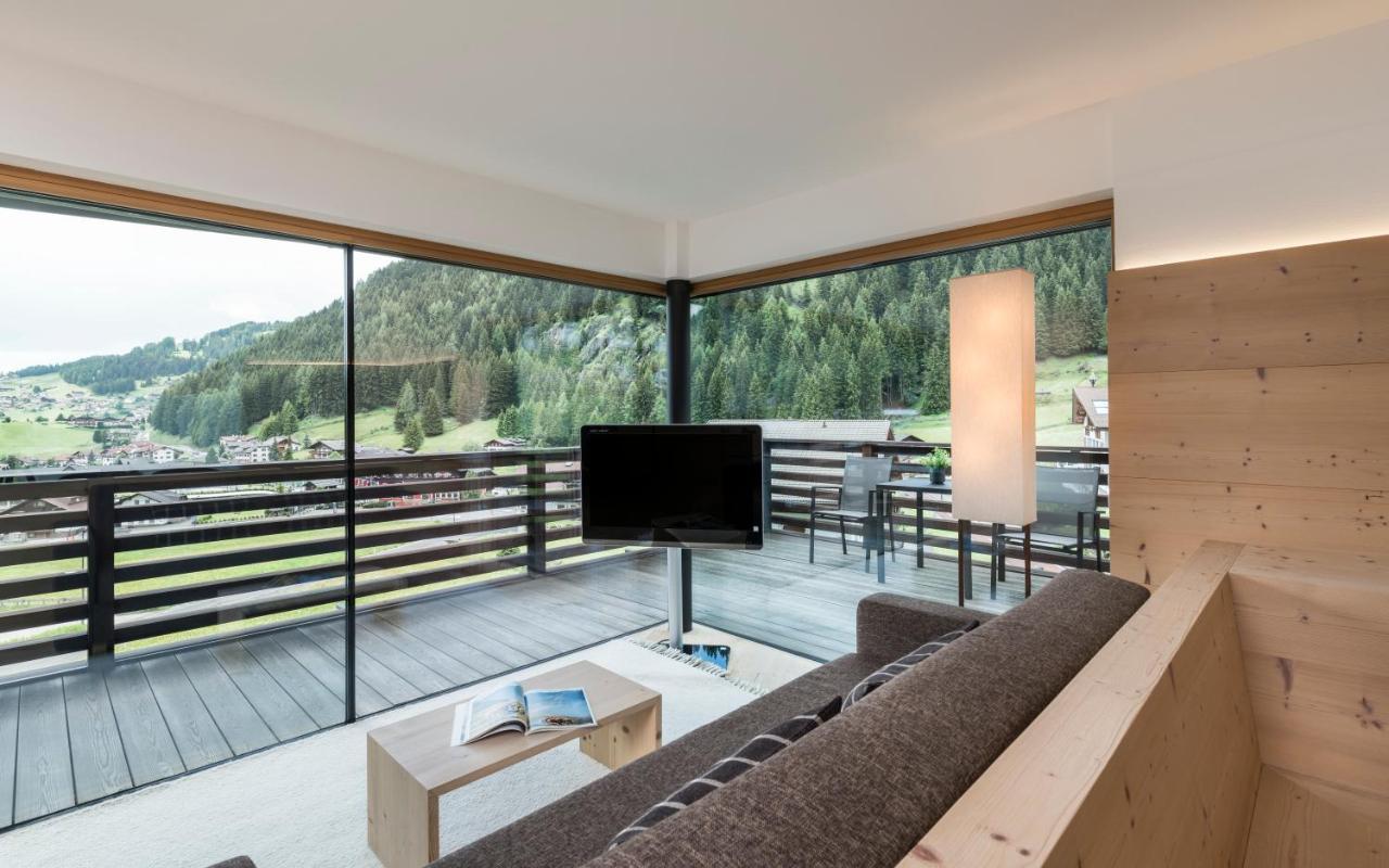 Saleghes Dolomites Residence Selva di Val Gardena Exterior foto
